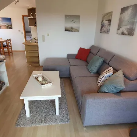 In Lemkenhafen For 4 Personen Daire